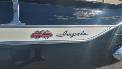 1961 CHEVY IMPALA Base