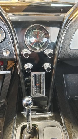 1966 CHEVY CORVETTE Base