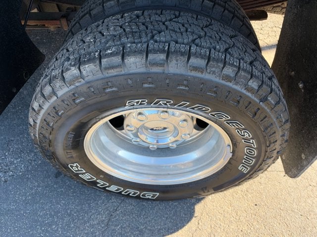 2006 Ford Super Duty F-350 DRW Lariat