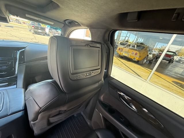 2017 Cadillac Escalade Platinum