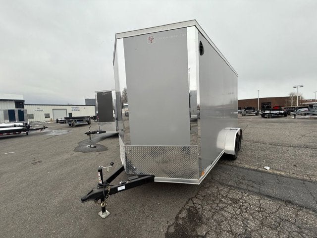 26 CROSS ENCLOSED CARGO Base