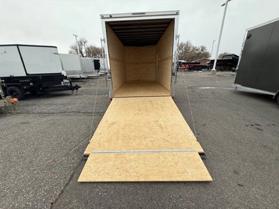 26 CROSS ENCLOSED CARGO Base