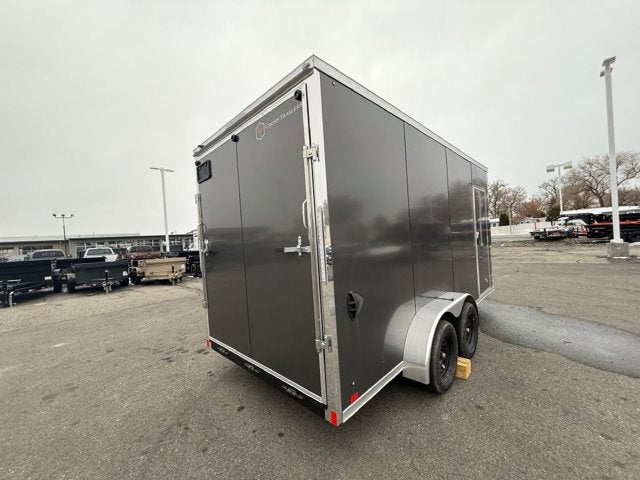 26 CROSS ENCLOSED CARGO Base