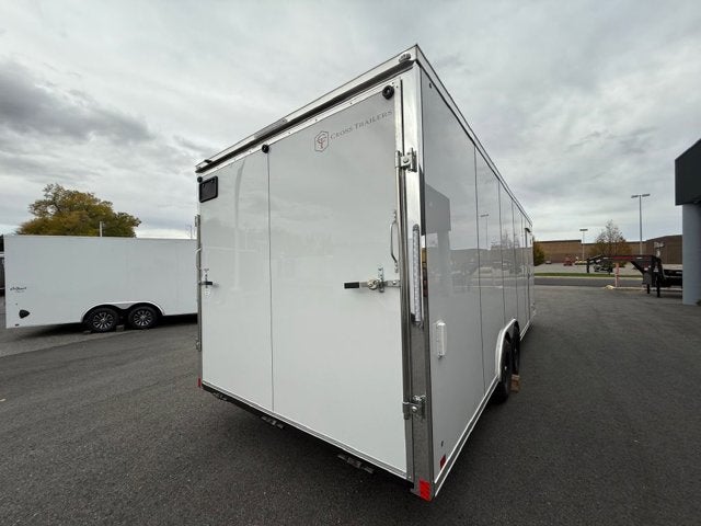 26 CROSS ENCLOSED CARGO Base