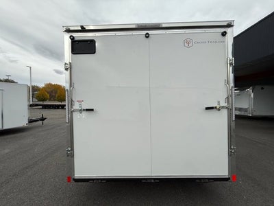 26 CROSS ENCLOSED CARGO Base