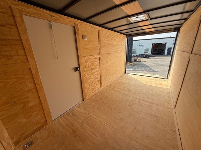 25 ROCK SOLID ENCLOSED CARGO Base